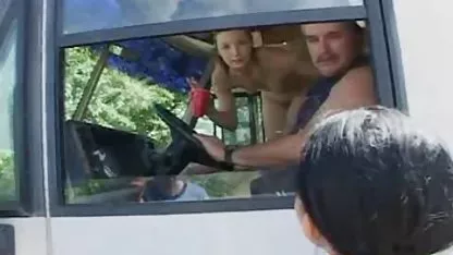 Karibia waptrick film bokep dada dan dipukul