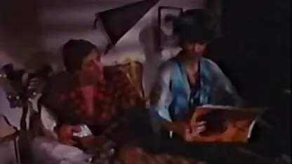 Anak-anak bergulir SE video bokep brazzer fait avec une