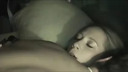 Pelacur kecil xxx gudang bokep Jamie Elle penetrasi ganda sepong