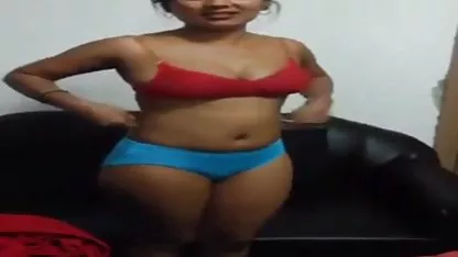 (Cahaya kulit hitam wanita GEMUK)Monet xxxx video bokep